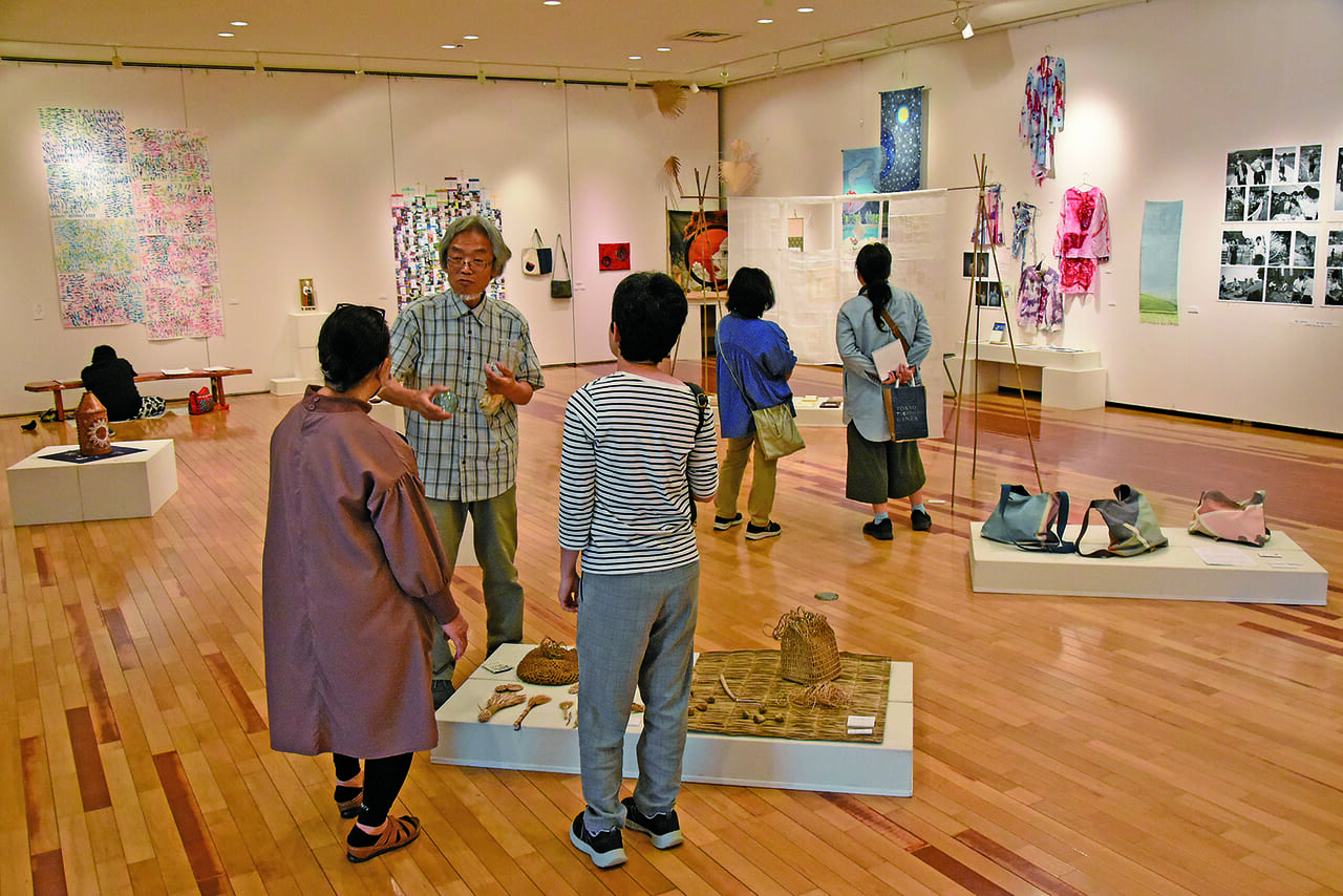 「ゆがふ舎」展