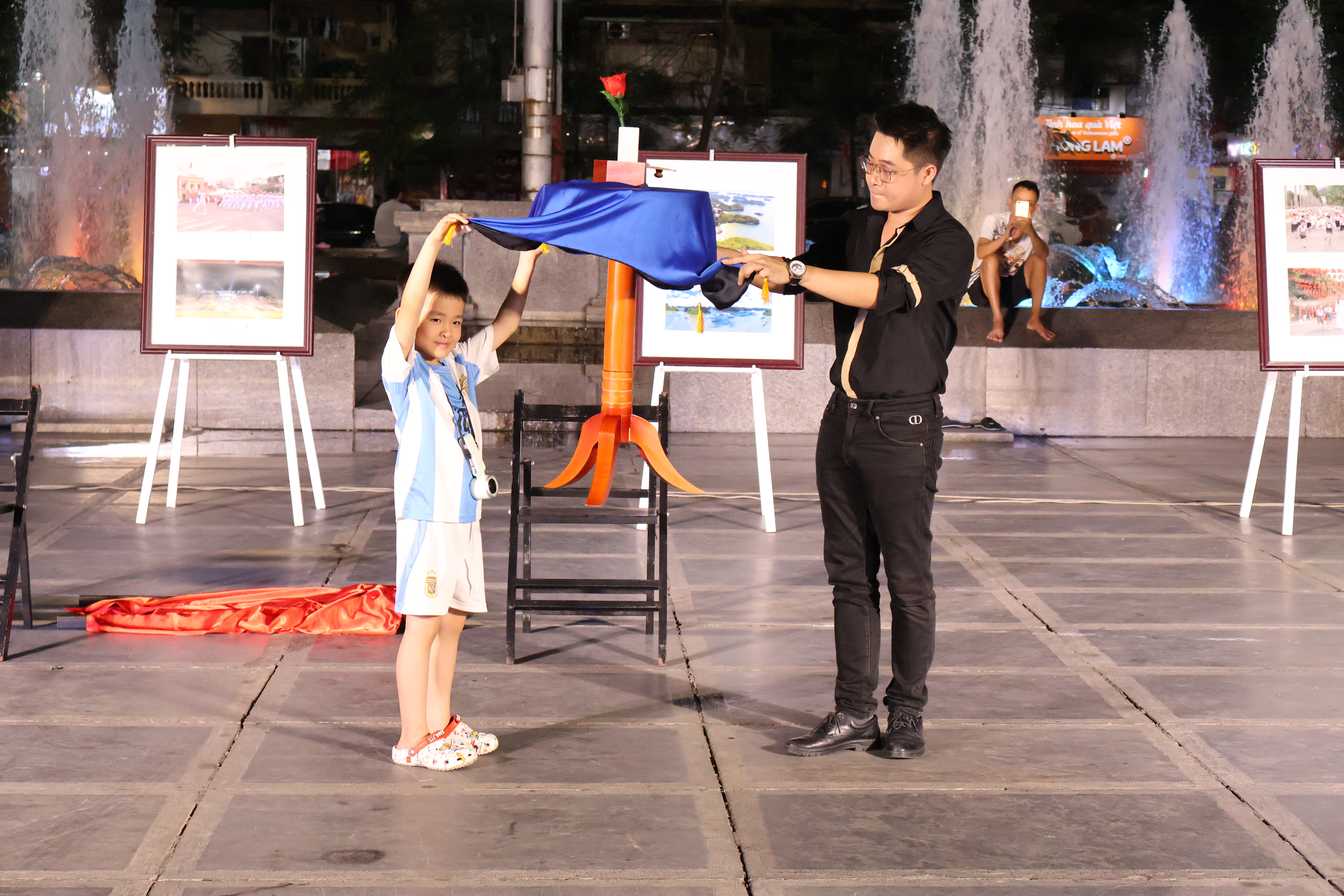 Chương trình nghệ thuật đường phố