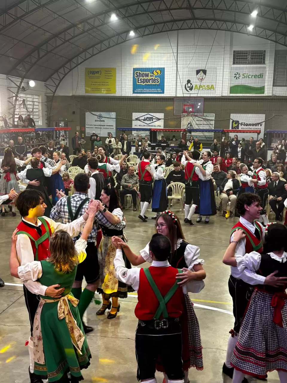 Festival de Etnias – Tecendo Histórias