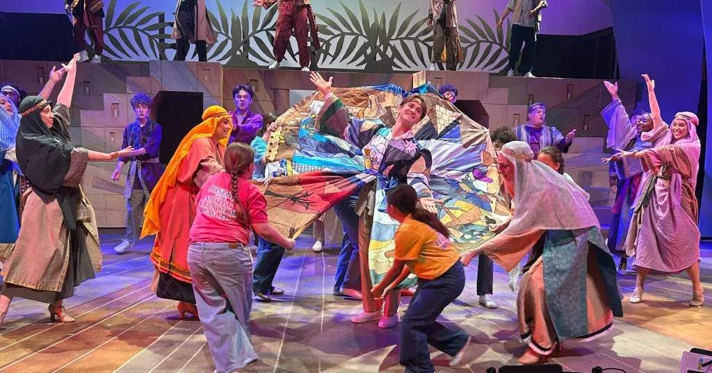 Joseph and the Amazing Technicolor Dreamcoat