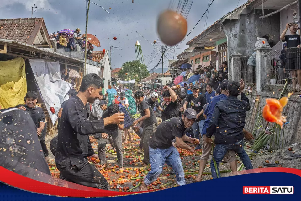 Festival Perang Tomat 2026