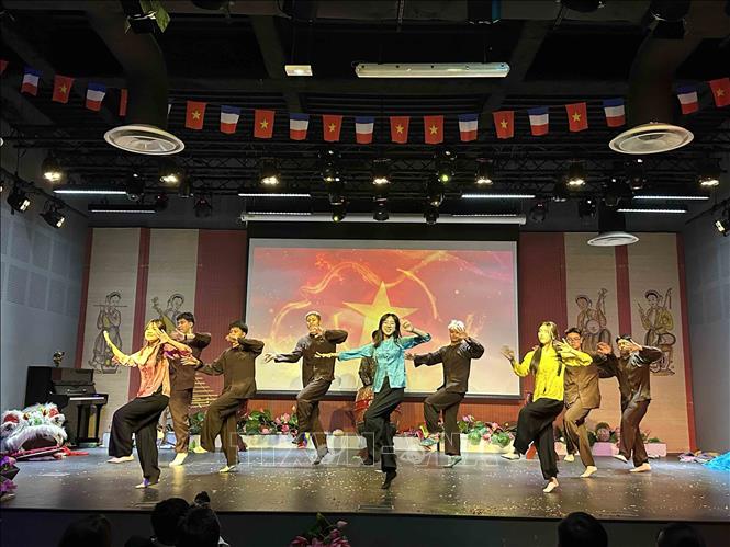 Lễ hội văn hóa “Bonjour Vietnam”