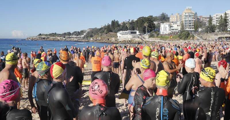 Swim-out show of solidarity