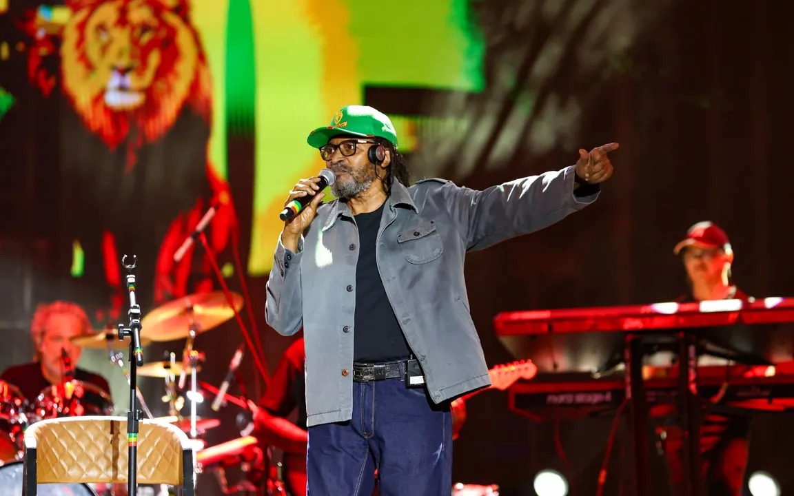 Show solo de Edson Gomes