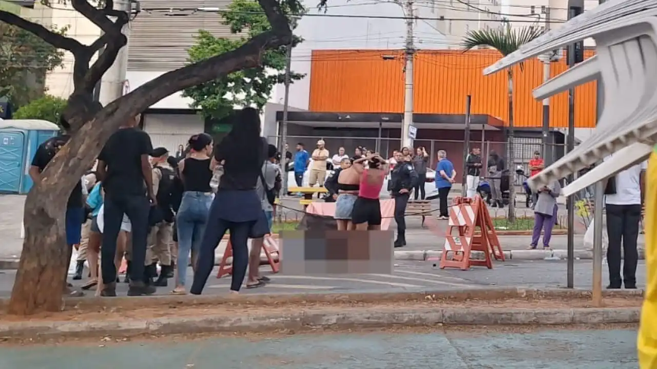 Feira da Avenida Silva Lobo