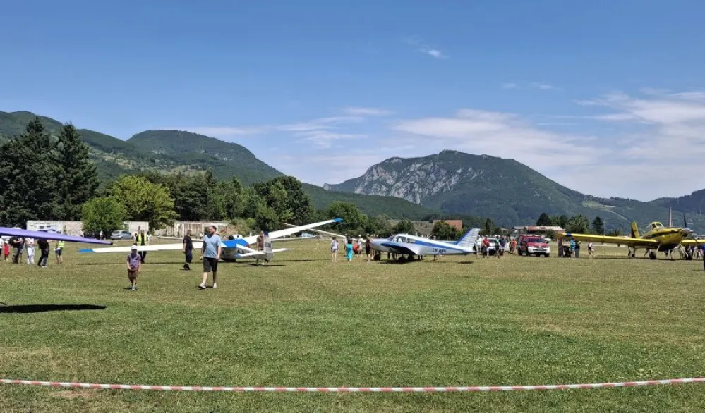 Fly in Berane