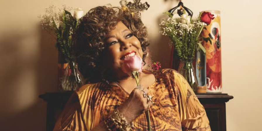 Exposição "Com Amor, Alcione"