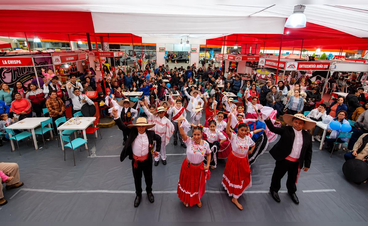 ¡Que Viva el Perú!