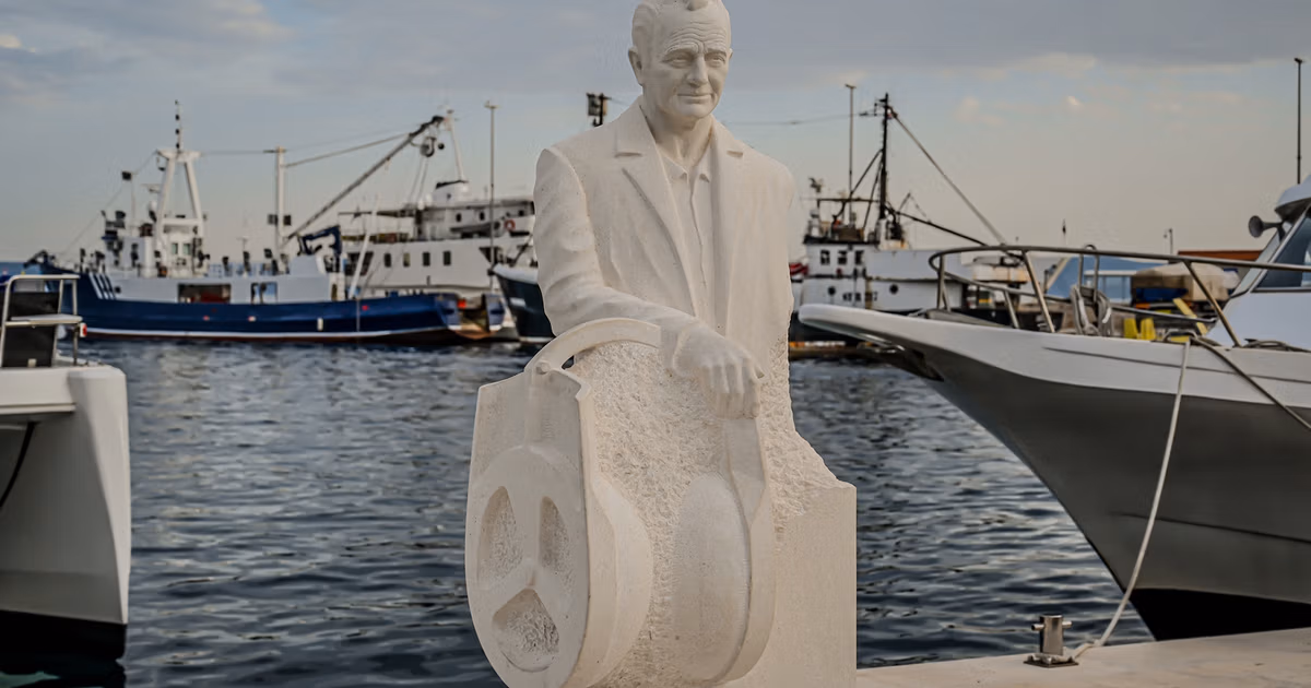 Izložba 'Iz grada isplovi ovog. Issa maritima.'