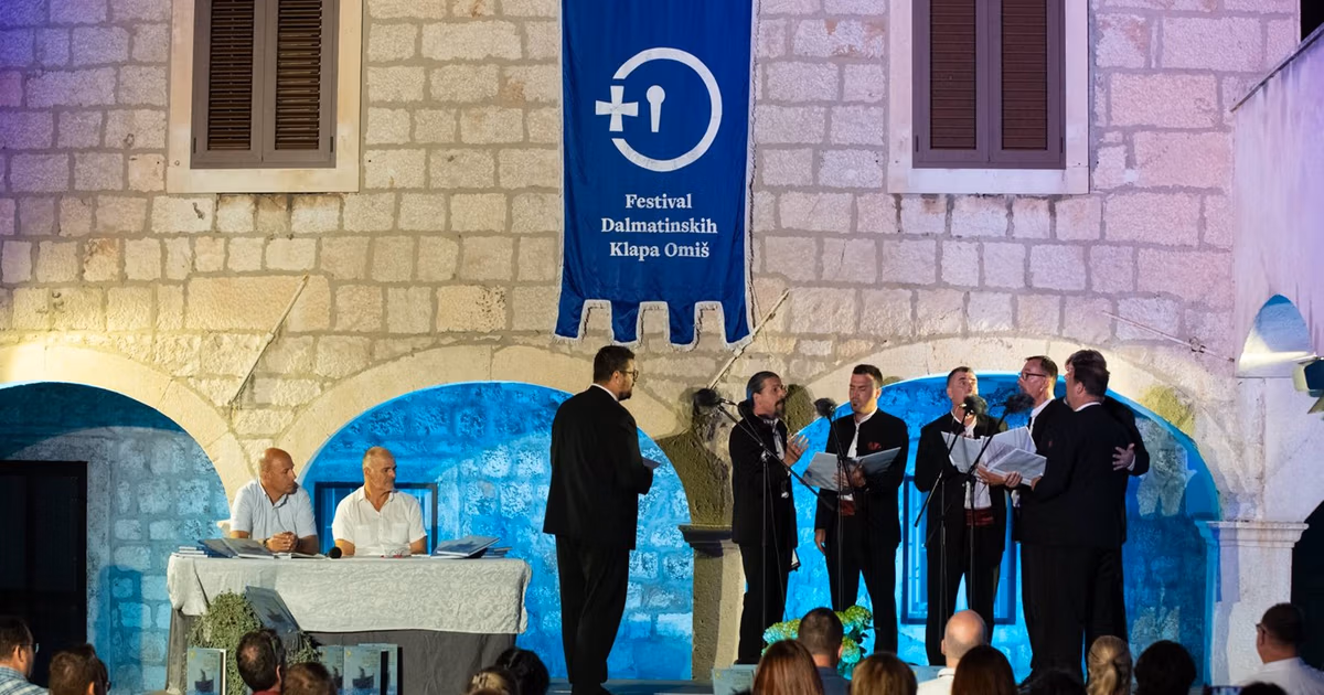 Festival dalmatinskih klapa Omiš