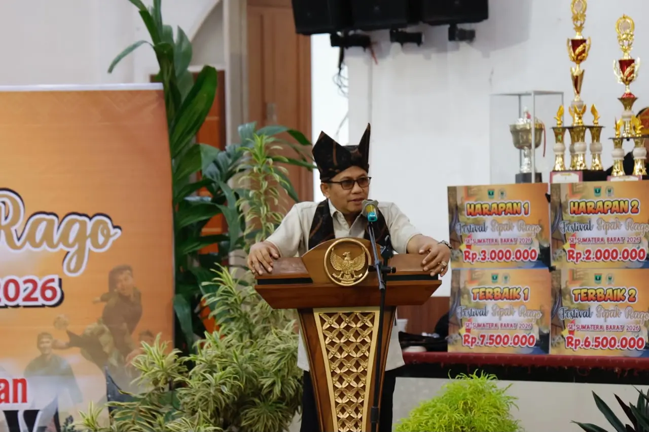 Festival Sipak Rago Piala Bergilir Evi Yandri