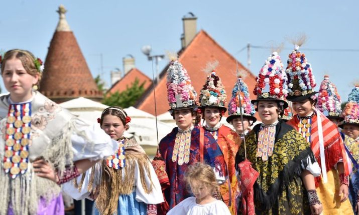 Đakovački Vezovi Festival