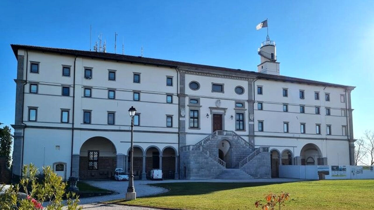 Terremoti e trasformazioni. Fotografia e scienza sul crinale del 1976 in Friuli
