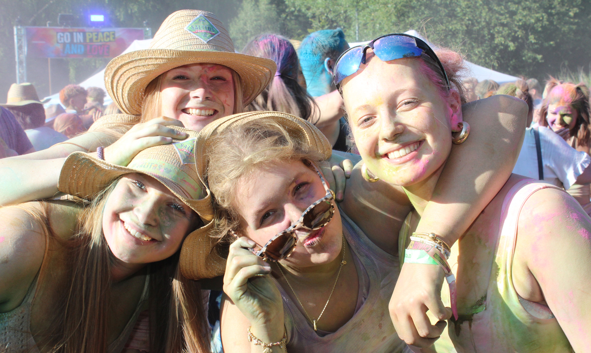 Déjà-Vu-Club Holi-Festival