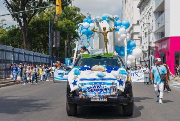 Fiestas de Guayaquil (Fiestas Julianas)
