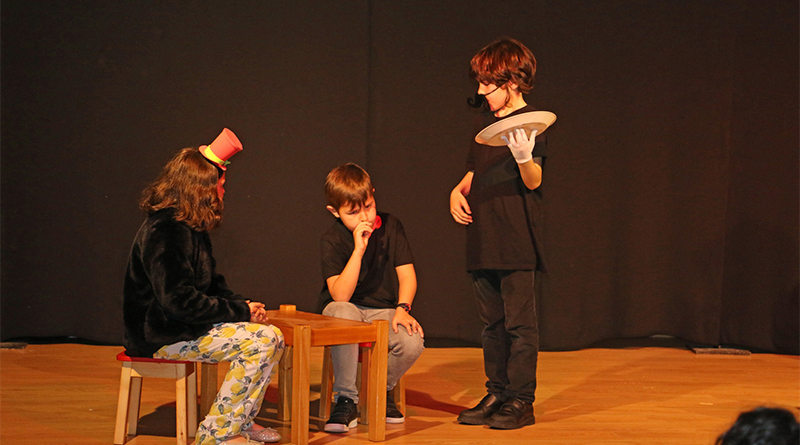 Amar(es) Teatro