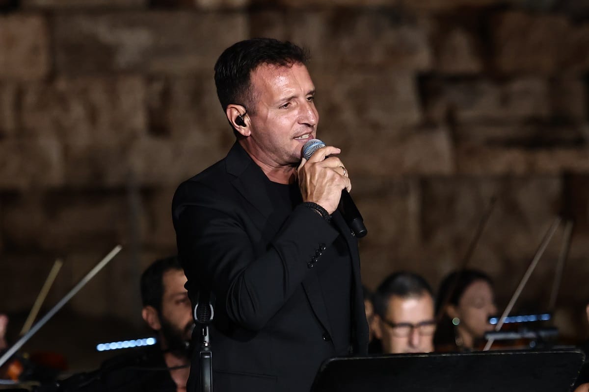 Με την Ελλάδα Καραβοκύρη