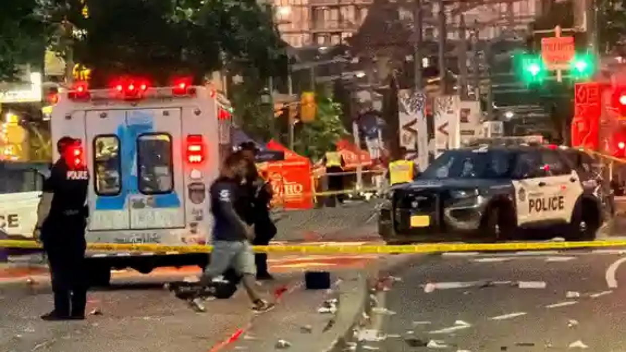 Salsa on St. Clair