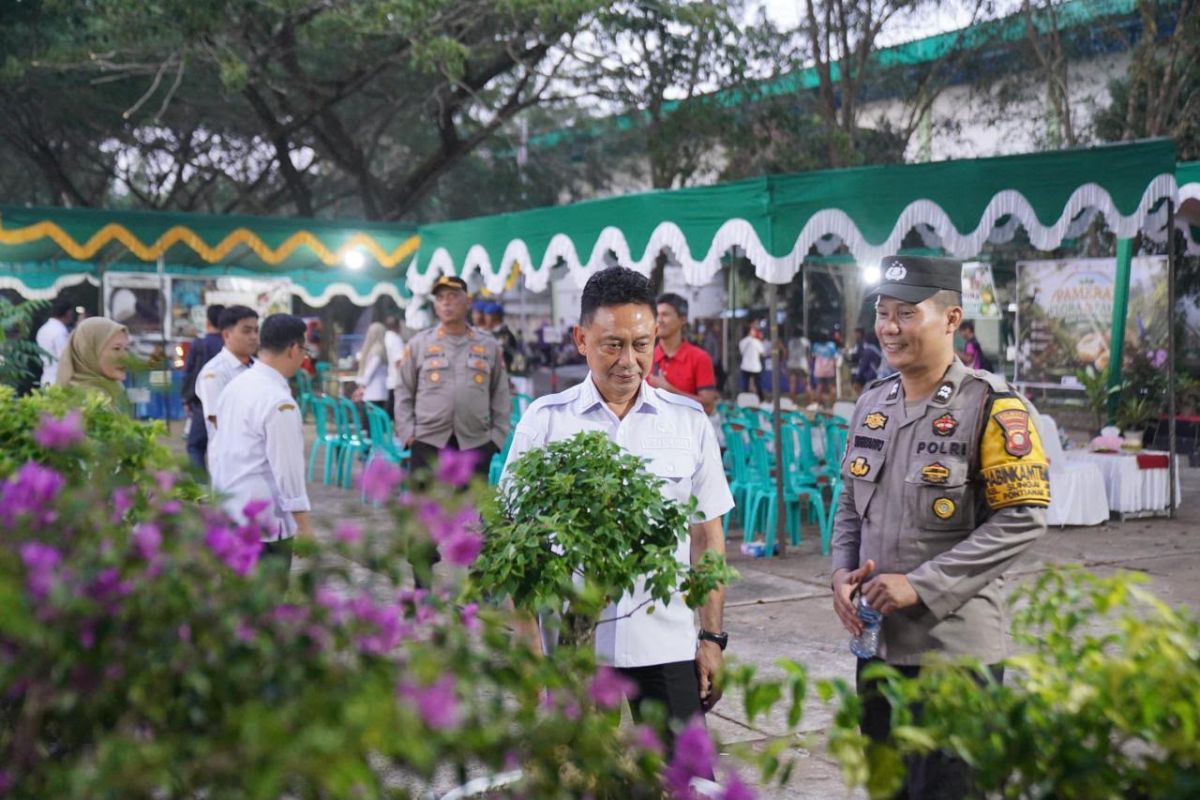 Pameran Flora dan Fauna