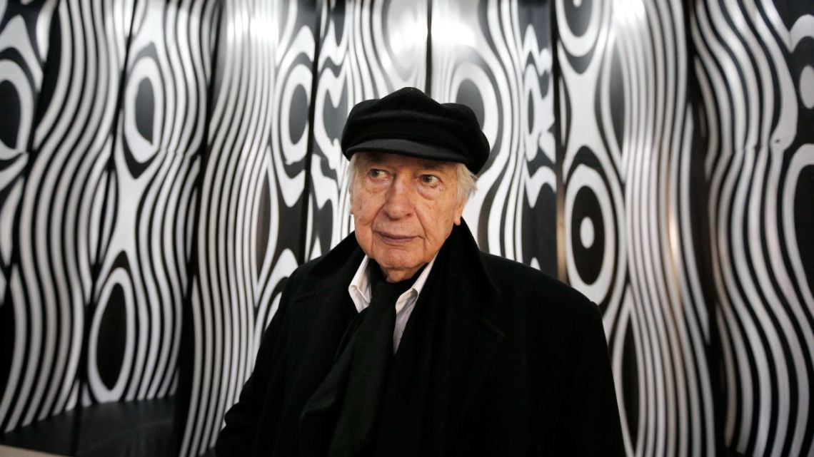 Julio Le Parc: Light. Colour. Action.