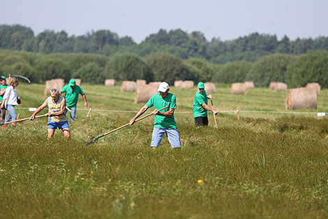 Sporovskiye Senokosy eco festival