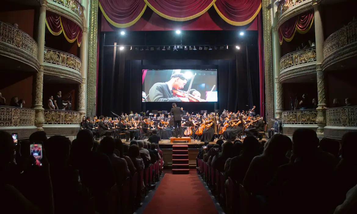 Concertos de 20 anos da Orquestra Criança Cidadã