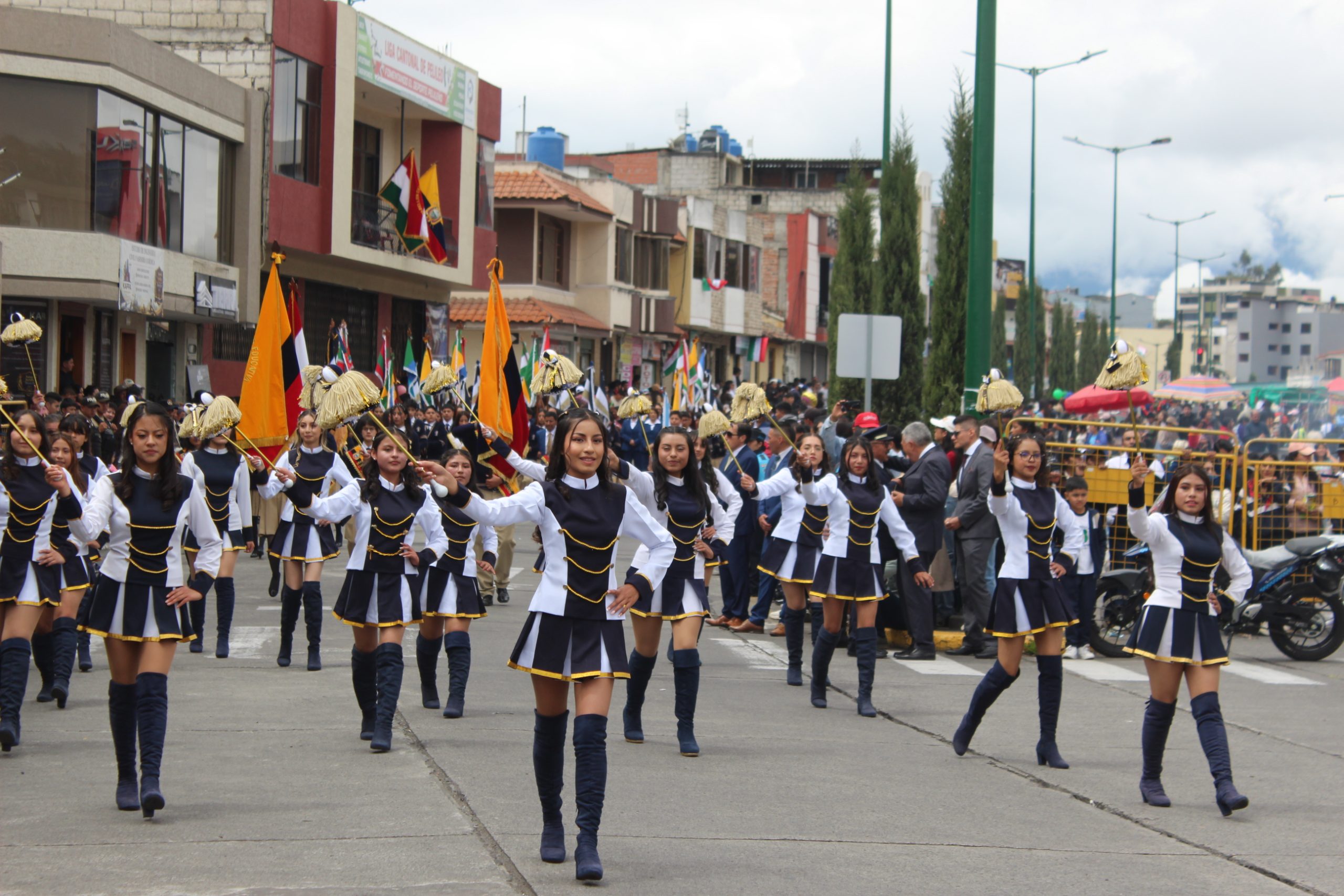 Desfile Cívico-Militar Pelileo 2026