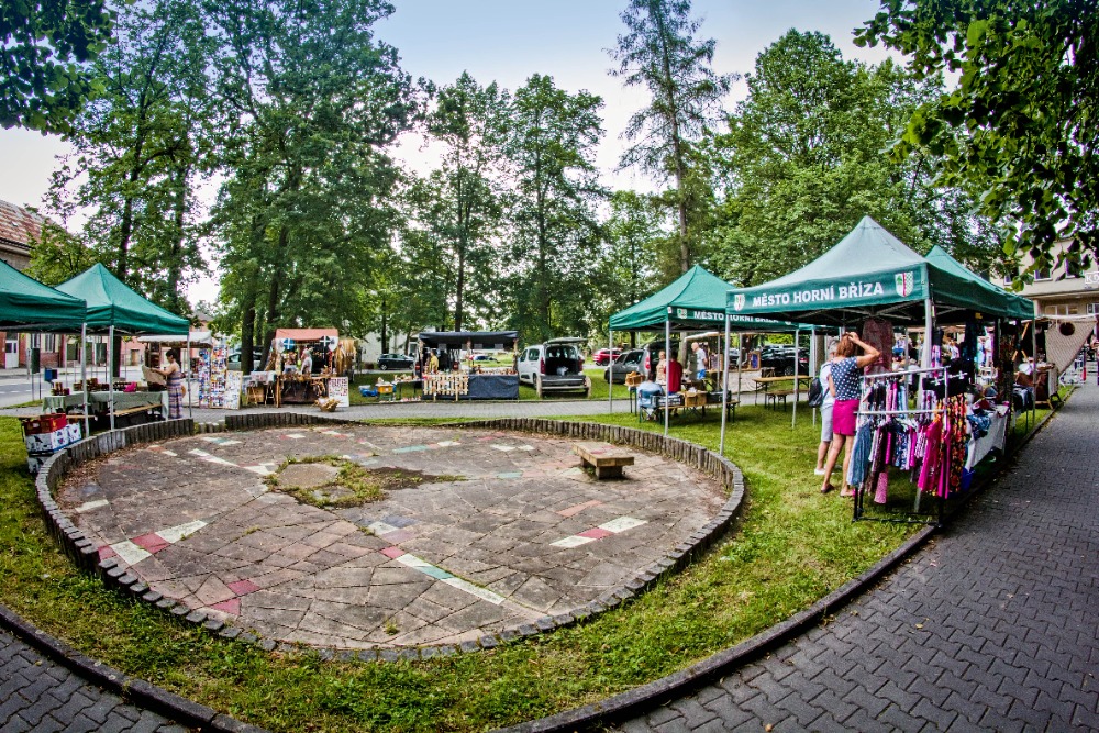 Keramický a farmářský trh