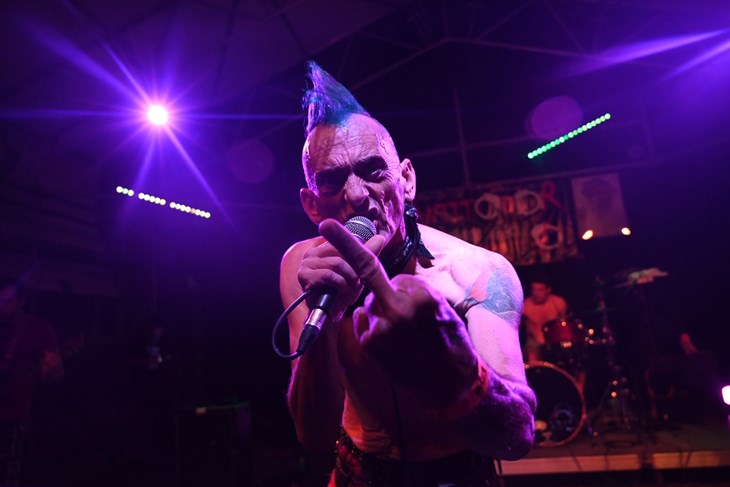Koncert za veliku, neuništivu i nepokorenu punkersku obitelj