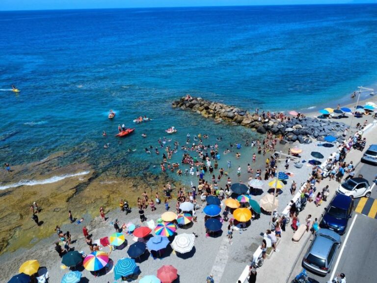 San Lucido in festa con la Vulata a Mare e il Carnevale Estivo