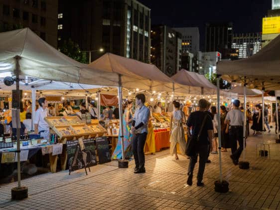 Star and Sun Night Market