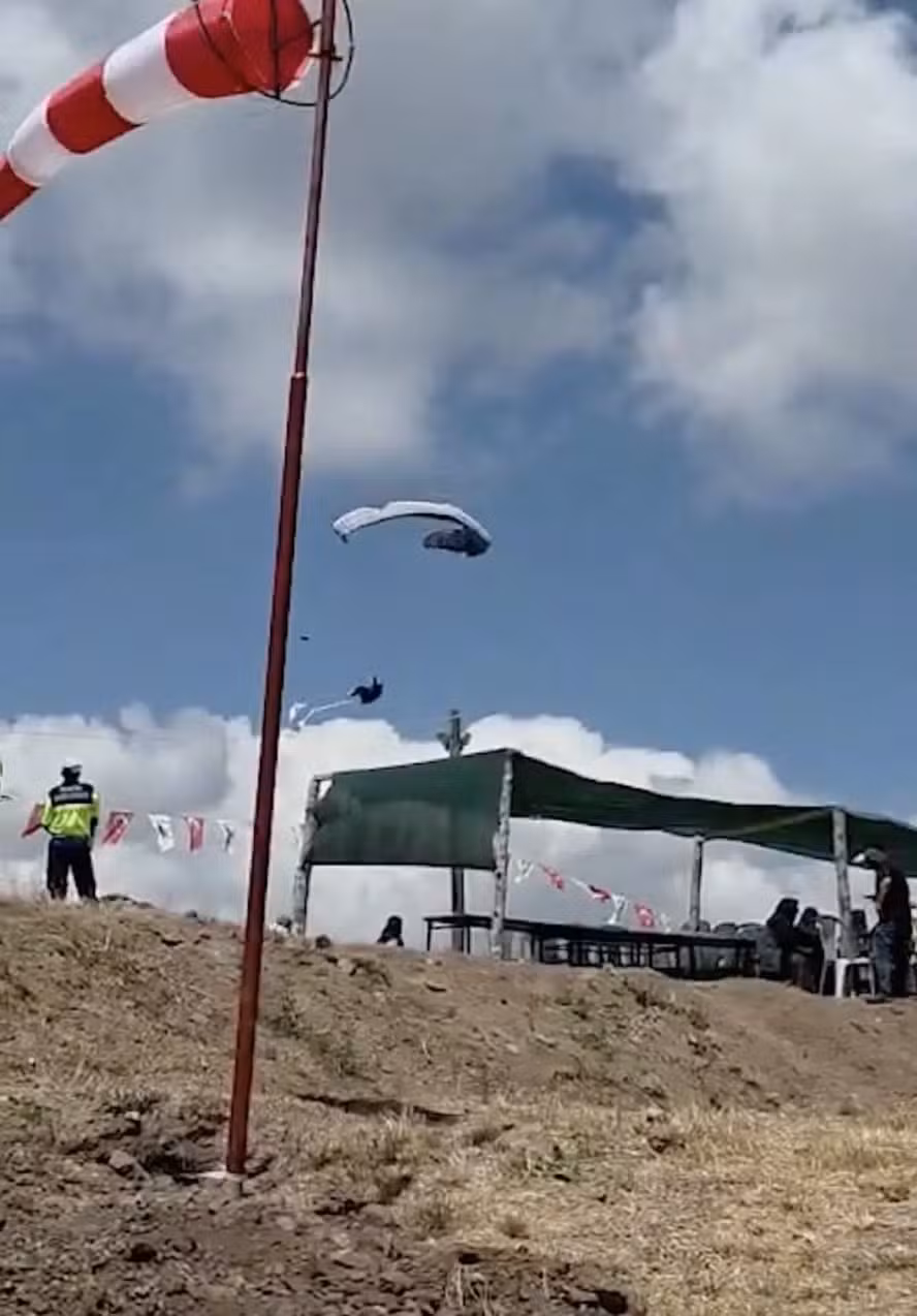 Traditional Paragliding and Plateau Festival
