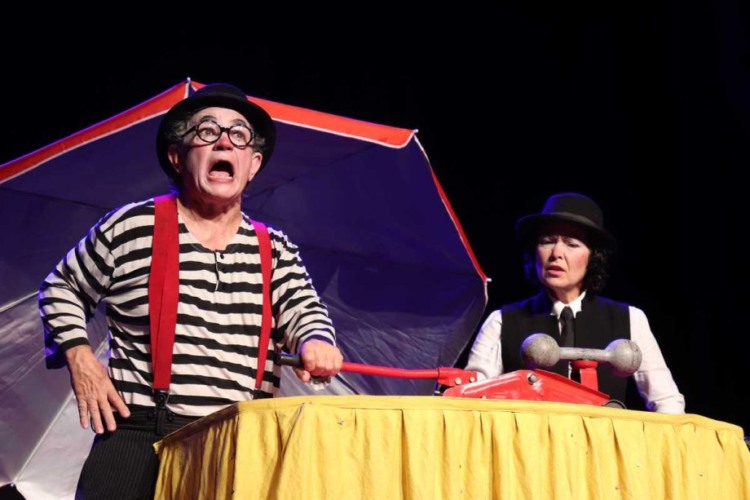 Espetáculo “Circo de Coisas”