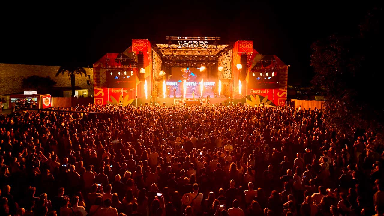 Festival F