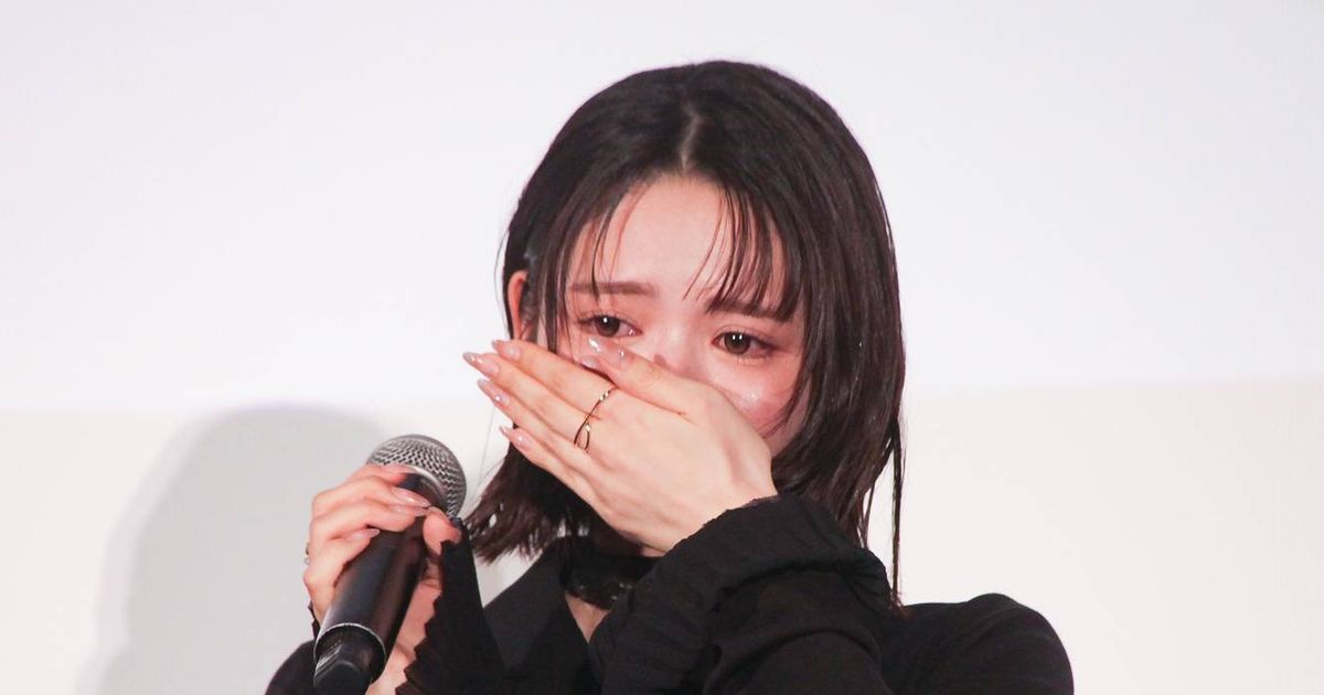 Movie 'Dareka-san to Asobo?' Premiere Stage Greeting