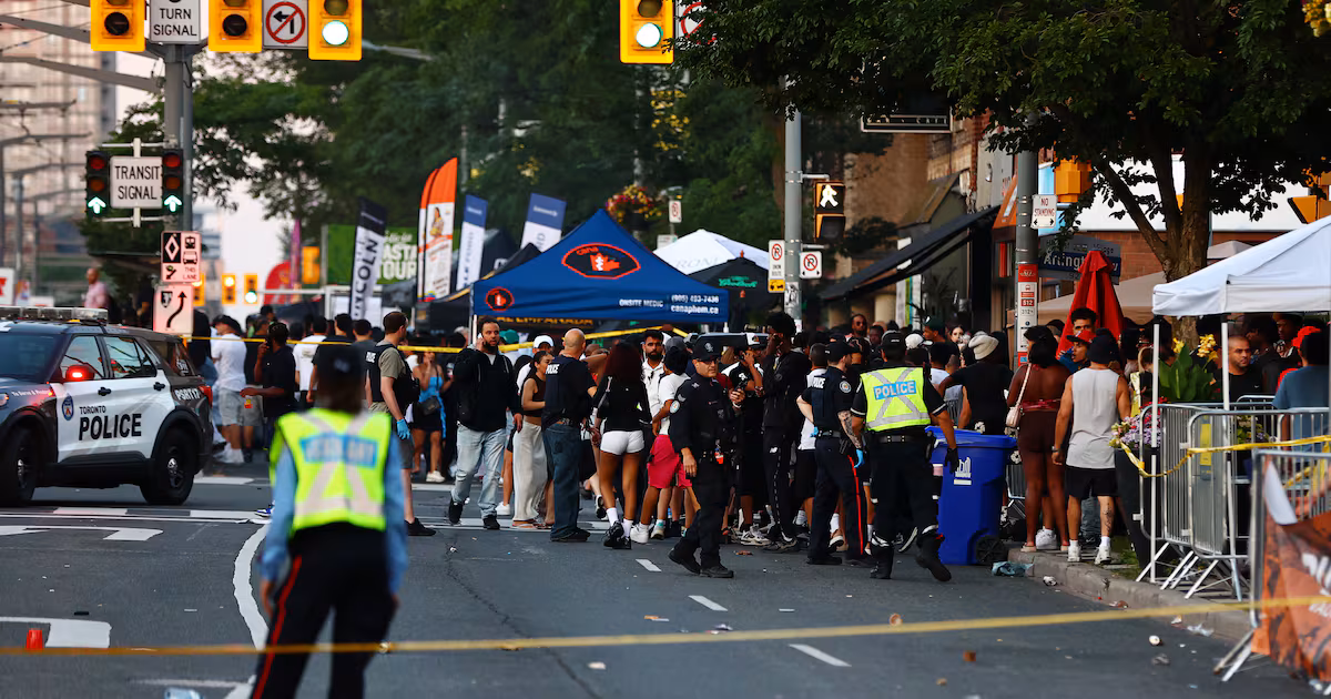 Salsa on St. Clair
