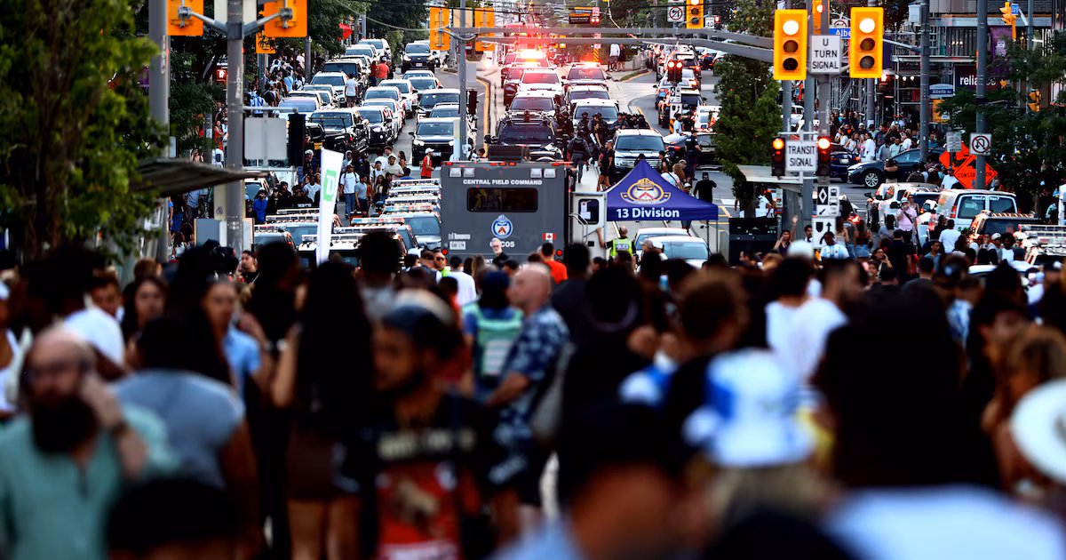 Salsa on St. Clair