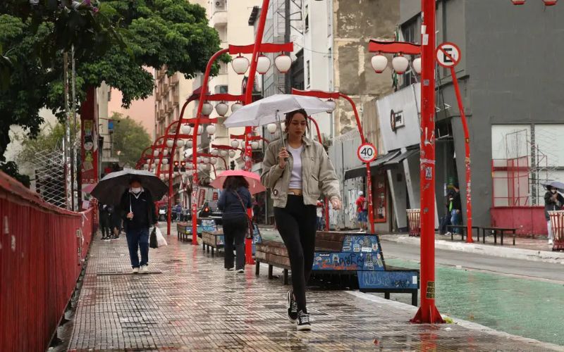 Liberdade: bairro plural