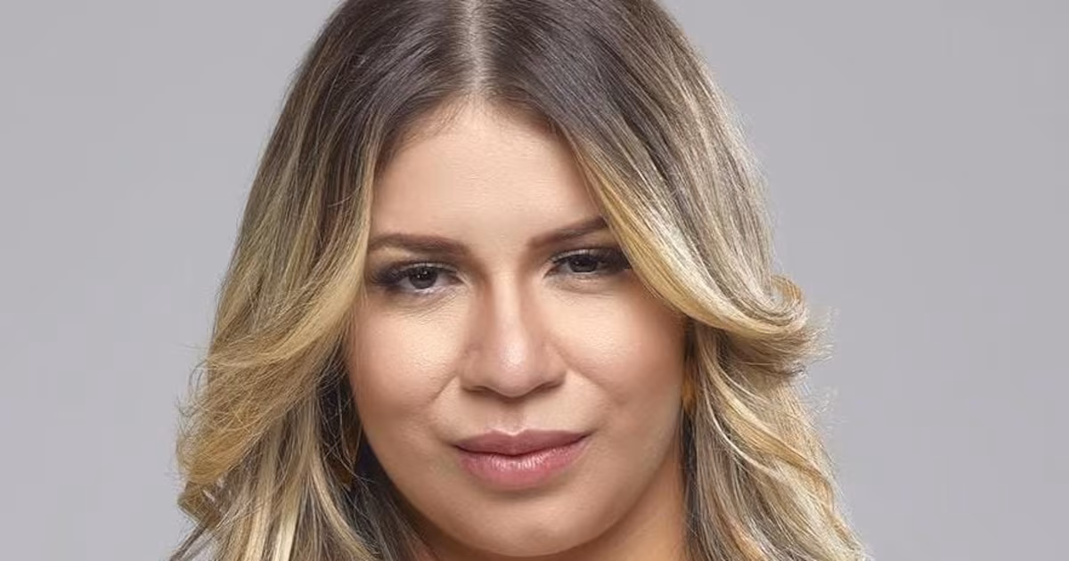 Marília Mendonça – Sentimento Louco