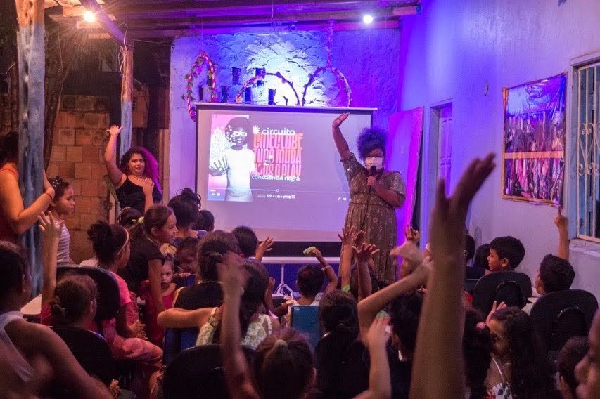 Oficina e Mostra de Cinema da Casa Coletiva de Manaus