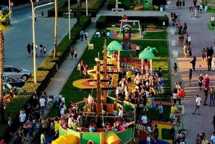 Festival della Felicità – “Il palco si illumina”