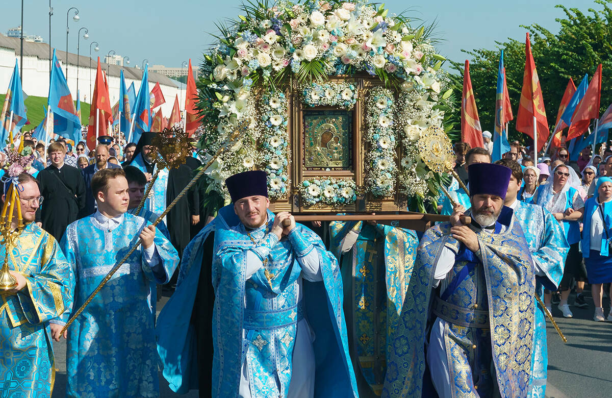 Праздник явления иконы Божией Матери в Казани