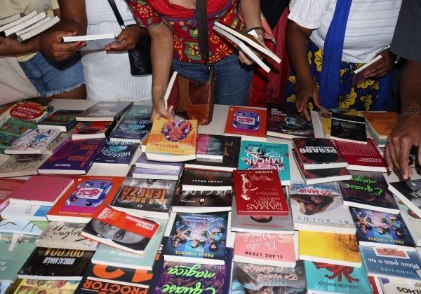 Feira de Livros da Livraria LDM no Vitória Boulevard
