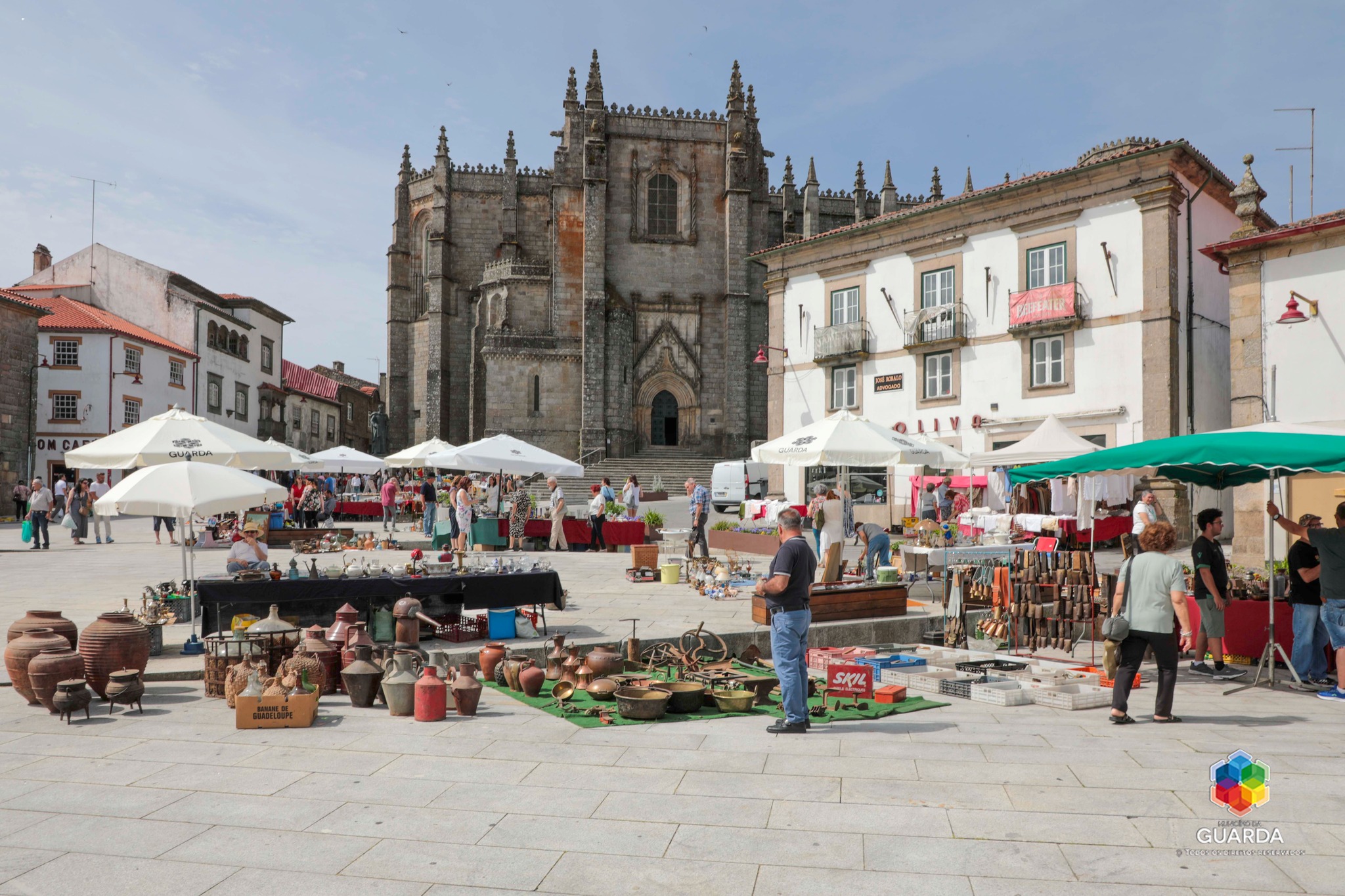 Feira de Antiguidades e Colecionismo
