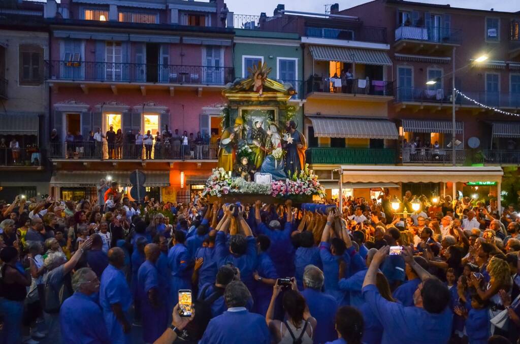Le Confraternite di Loano – Bianchi e Turchini. Un cammino di fraternità nella storia e nelle tradizioni