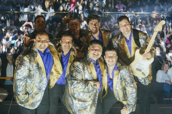 Serenata al aniversario de la refundación de Santo Tomé