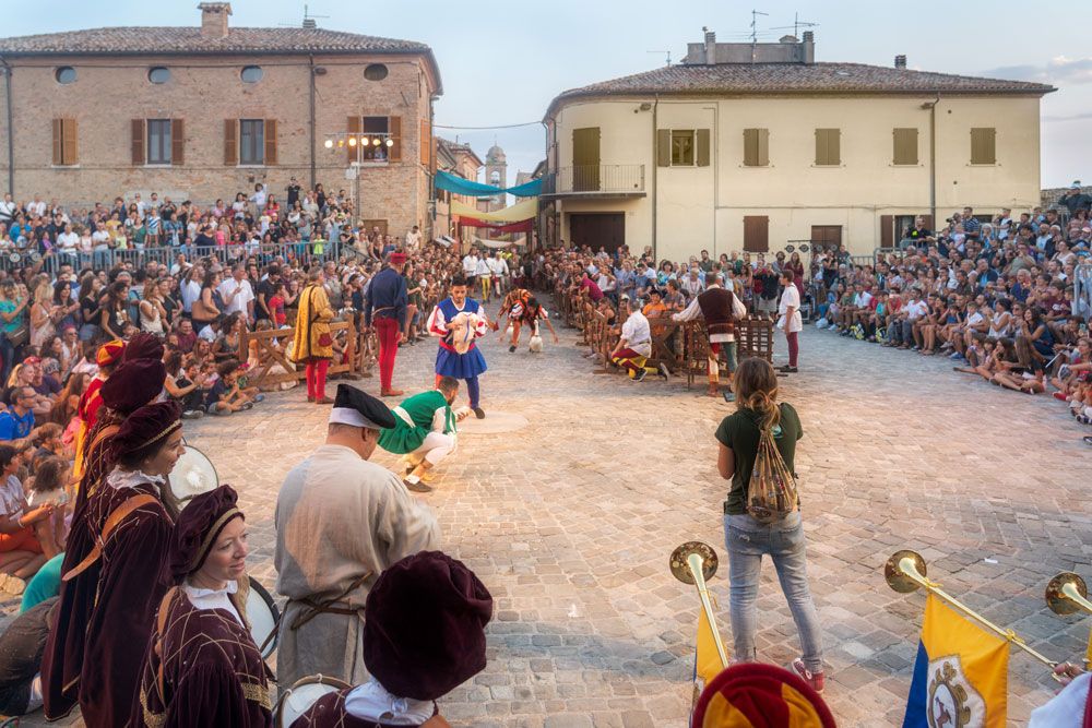 Palio de lo Daino