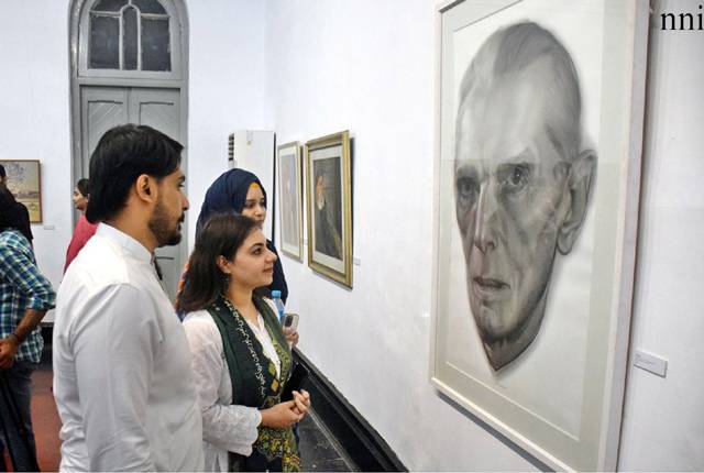 Paintings exhibition and art competition