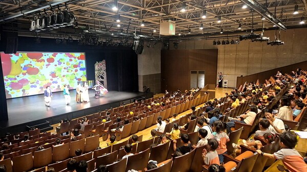 ‘벨과 야수의 건강 밥상’ 뮤지컬 공연