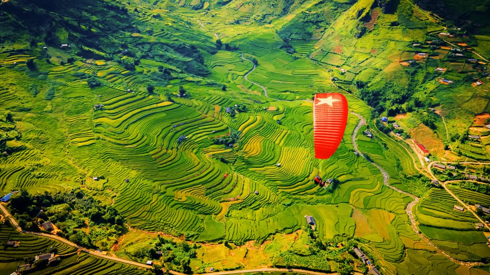 “Flying over the Golden Season in Tu Le” Paragliding Festival 2026